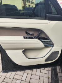 路虎揽胜行政3.0柴油