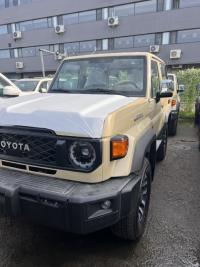 2024款 丰田酷路泽LC71 2.8T 柴油 铝轮