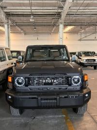 2024款 丰田酷路泽LC71 2.8T 柴油 铝轮