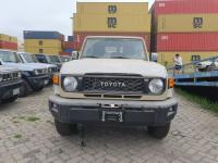 2024款 丰田酷路泽70系列 4.0L LC71 汽油 铝轮