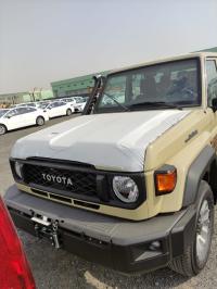 2024款 丰田酷路泽70系列 4.0L LC76 自动 汽油
