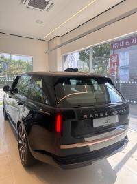 路虎揽胜行政4.4汽油