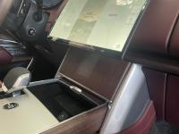 路虎揽胜行政4.4汽油