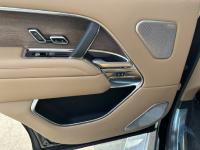 路虎揽胜行政4.4汽油