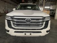 2024款 丰田酷路泽4000 4.0L GX-R 8气 20轮