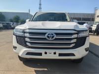 2024款 丰田酷路泽4000 4.0L GX-R 8气 18轮 丝绒