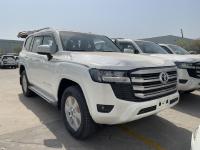 2024款 丰田酷路泽4000 4.0L GX-R 8气 18轮 丝绒