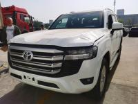 2024款 丰田酷路泽4000 4.0L GX-R 8气 18轮 丝绒