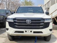 2024款 丰田酷路泽4000 4.0L GX-R 4气 17铁轮 三差 无绞盘