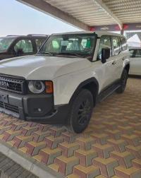 2024款 丰田霸道2800 2.8T 柴油 TX 铝轮 底挂