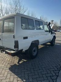 丰田酷路泽70系列