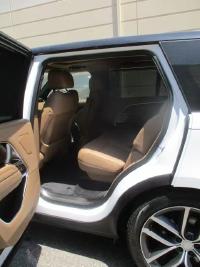 路虎揽胜行政3.0汽油