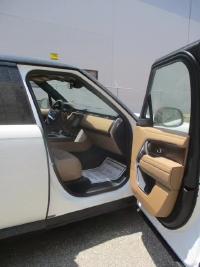 路虎揽胜行政3.0汽油