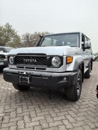 2024款 丰田酷路泽70系列 4.5T LC76 柴油 铝轮