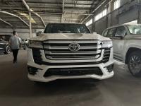 2024款 丰田酷路泽3500 3.5T VX-R 单差 抬显 后娱 雷测