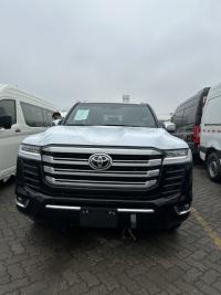 2024款 丰田酷路泽3500 3.5T VX 双差 MTS 前加热通风 后娱 雷测