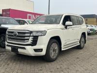 2024款 丰田酷路泽3500 3.5T GX-R 20轮 JBL 前通风 雷测 High科威特