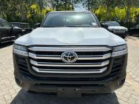 2024款 丰田酷路泽3500 3.5T GX-R 20轮 JBL 前通风 雷测 High科威特