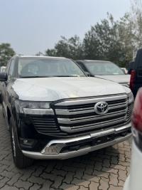 2024款 丰田酷路泽3500 3.5T GX-R 18轮 JBL 前通风 MTS 蠕行