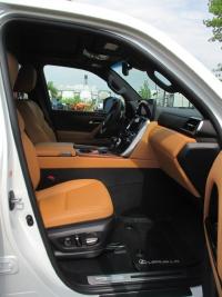 2024款 雷克萨斯LX600 LX600 7座 Luxury豪华