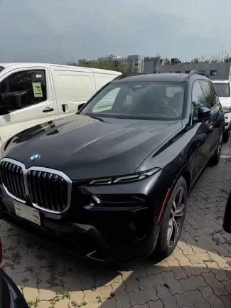 2024款 宝马X7 xDrive40i Luxury豪华 贵宾热线18622901333视频验车 全国分期 全国上牌 定金发车