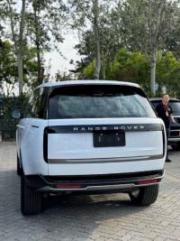 路虎揽胜行政3.0汽油