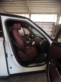 路虎揽胜行政3.0汽油