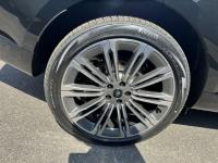 路虎揽胜行政3.0汽油