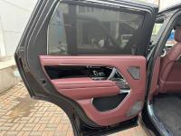 路虎揽胜行政3.0汽油