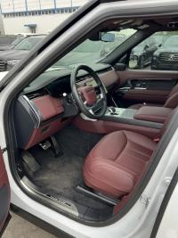 路虎揽胜行政3.0汽油