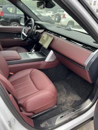 路虎揽胜行政3.0汽油