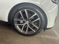 路虎揽胜行政3.0汽油