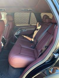 路虎揽胜行政3.0汽油