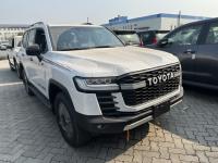 2024款 丰田酷路泽3500 3.5T GR-Sport 天窗 抬显 后娱 雷测