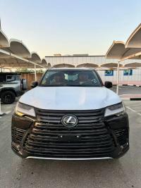 2024款 雷克萨斯 LX600 4座 VIP