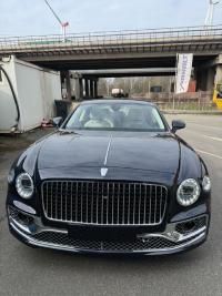 2024款 宾利飞驰 4.0T 雅度版