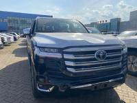 2024款 丰田酷路泽3500 3.5T VX-R 单差 抬显 后娱 雷测