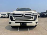 2024款 丰田酷路泽3500 3.5T GX-R 20轮 真皮 蠕行	