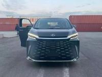 2023款 雷克萨斯LM350 3.5L 七座 菲律宾
