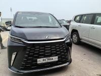 2023款 雷克萨斯LM350 3.5L 七座 菲律宾