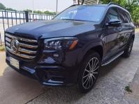 2024款 奔驰GLS450 7座 AMG暗夜包 顶峰包