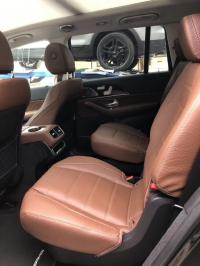 2024款 奔驰GLS450 6座 AMG暗夜包 顶峰包