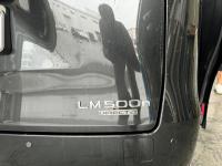 雷克萨斯LM500h