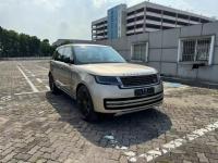 2024款 路虎揽胜行政3.0柴油 3.0T D300 柴油 HSE标轴