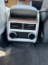 路虎揽胜行政3.0柴油