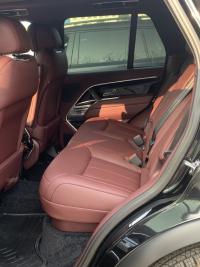 路虎揽胜行政3.0汽油