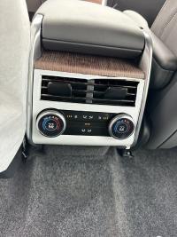 路虎揽胜行政3.0汽油