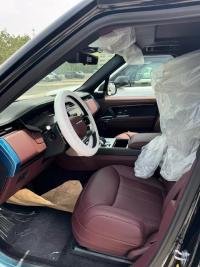 路虎揽胜行政3.0汽油