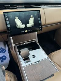 路虎揽胜行政3.0汽油