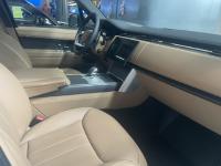 路虎揽胜行政3.0汽油